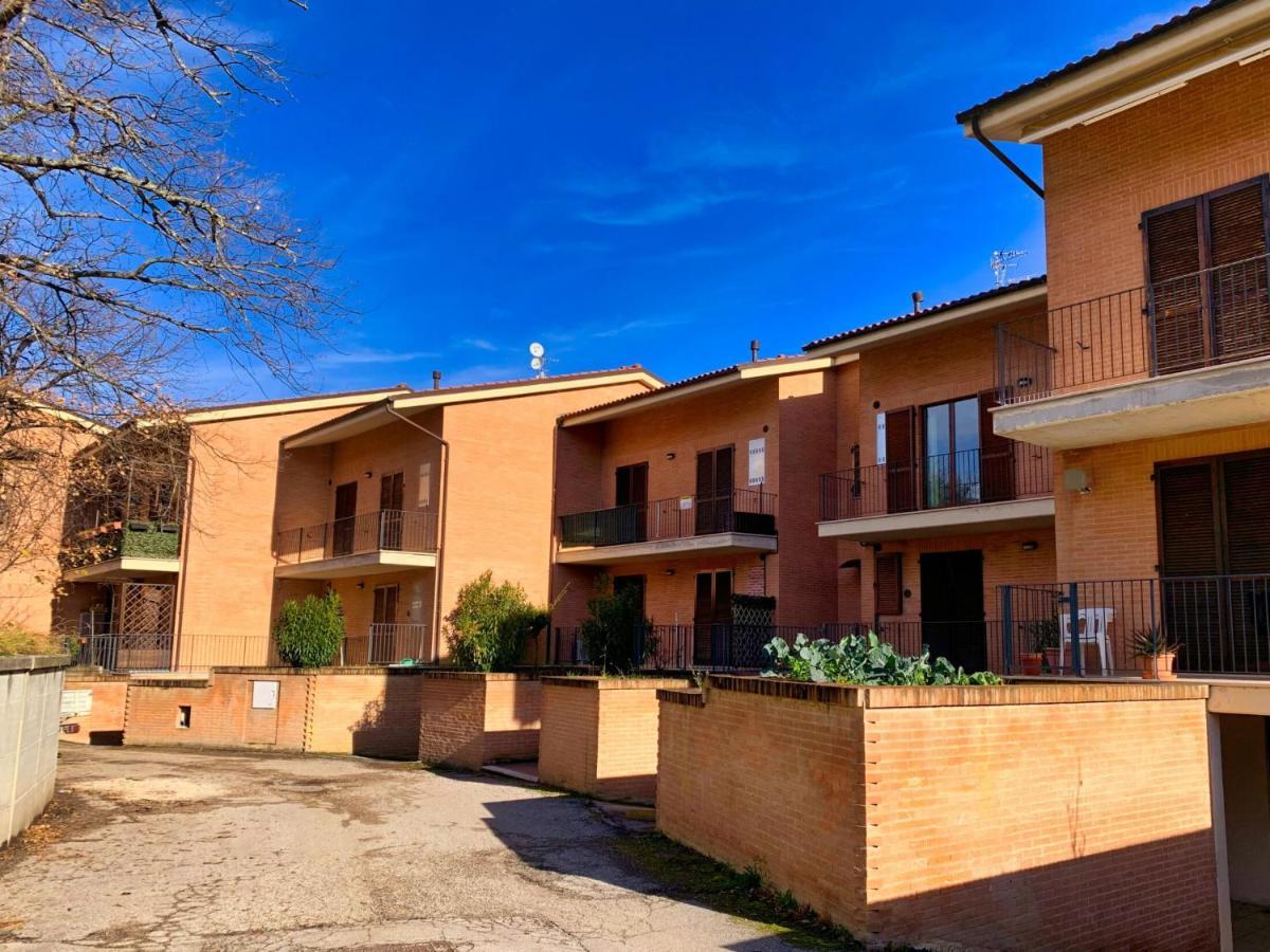 Ferienwohnung La Casa Di Lory Sarnano Exterior foto